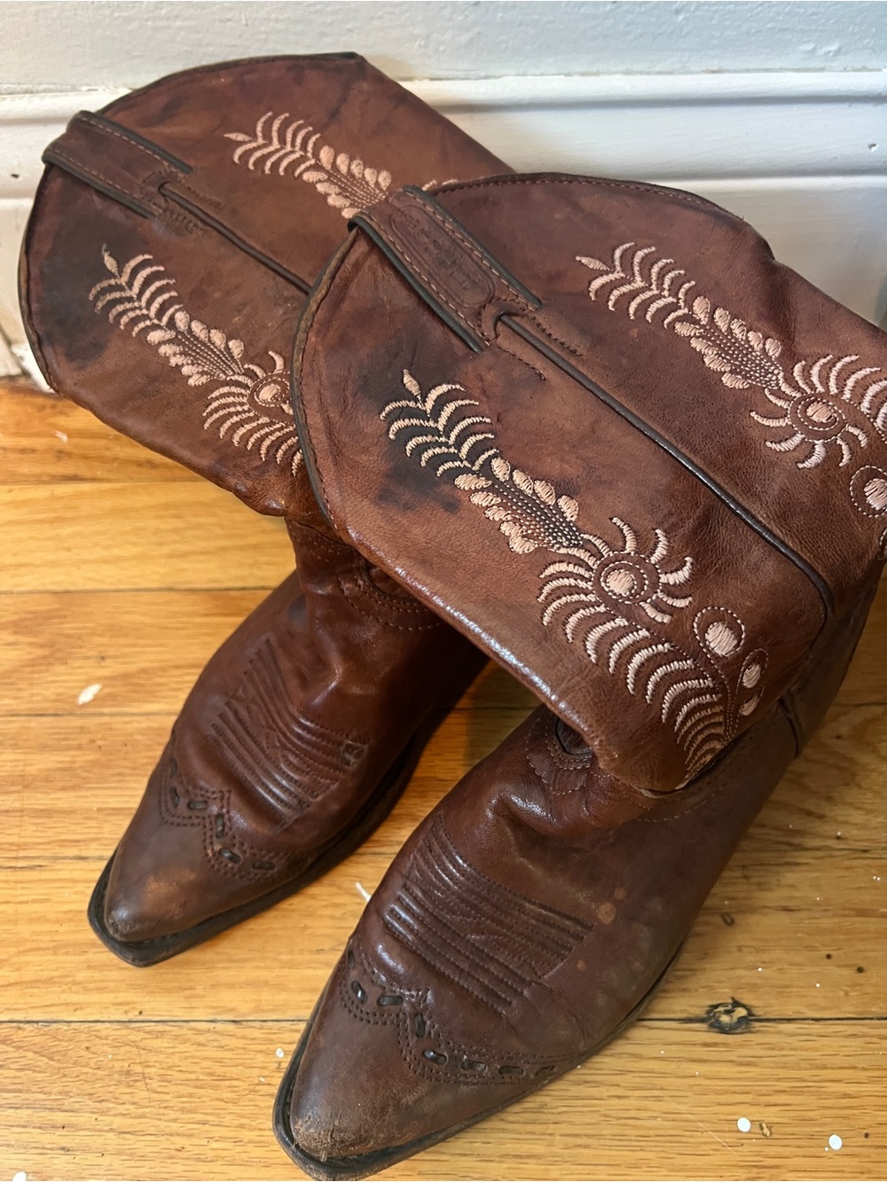 Boulet Vintage Cowboy Boots Brown Leather Western Embroidered Pull On